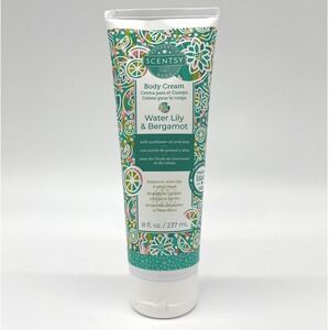 Scentsy Water Lily And Bergamot Body‎ Cream 8oz Aloe Sunflower Oil Spa Pampering